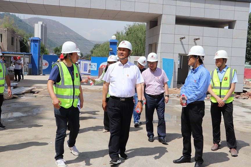 1625796386332035888.jpg 董事长1.jpg